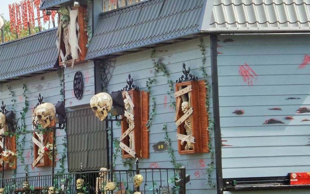 How to Prepare for a Haunted House Experience: Tips for First-Timers